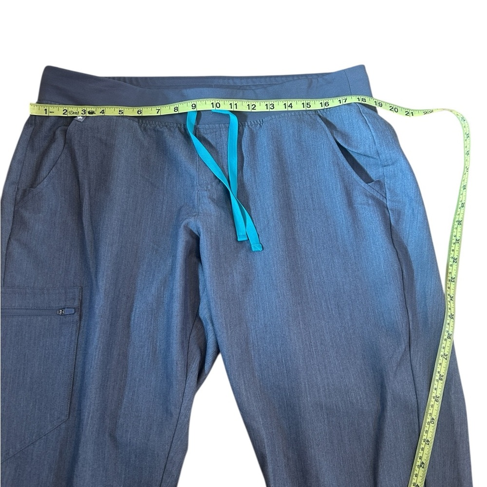Figs Like New Gray Zamora Joggers Scrub Pants Women’s XL - Picture 6 of 8